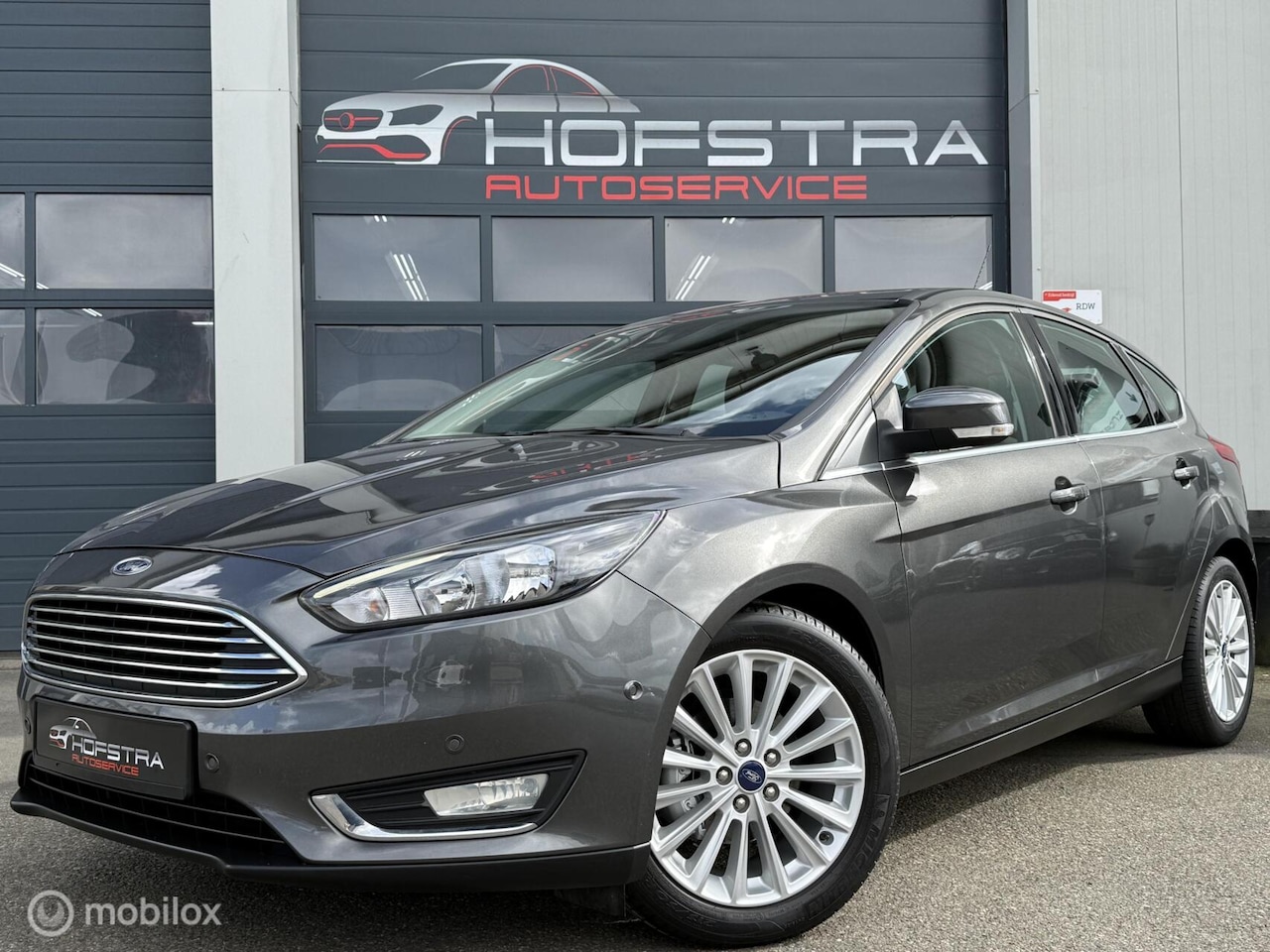 Ford Focus - 1.0 Titanium Edition Camera Navi Clima 1e eigenaar! - AutoWereld.nl