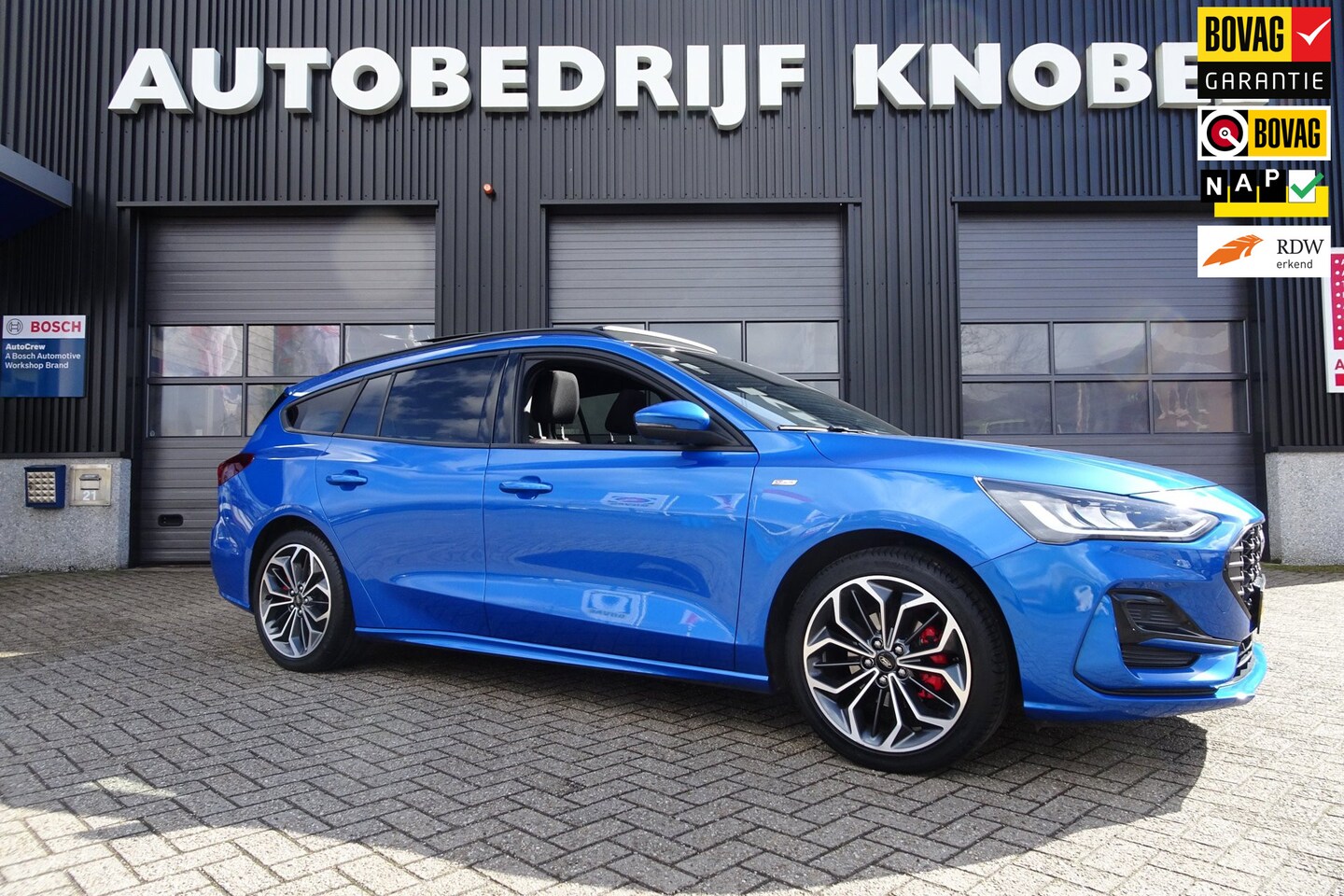 Ford Focus Wagon - 1.0 EcoBoost Hybrid ST Line X 1.0 EcoBoost Hybrid ST Line X, 155PK!!, PANO, WEGKLAPBARE TREKHAAK, CARPLAY, LED, 1E EIGEN - AutoWereld.nl