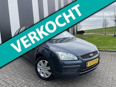 Ford Focus - 1.6-16V Trend Airco-Cruise-Trekhaak-2 Sleutels