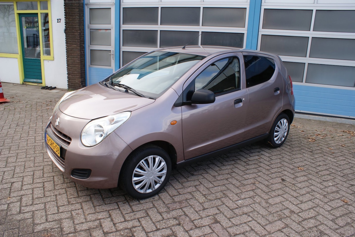 Suzuki Alto - 1.0 Comfort Plus 1.0 Comfort Plus - AutoWereld.nl