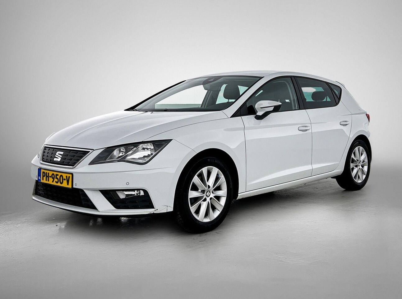 SEAT Leon - 1.0 EcoTSI Style Business Intense 1.0 EcoTSI Style Business Intense - AutoWereld.nl