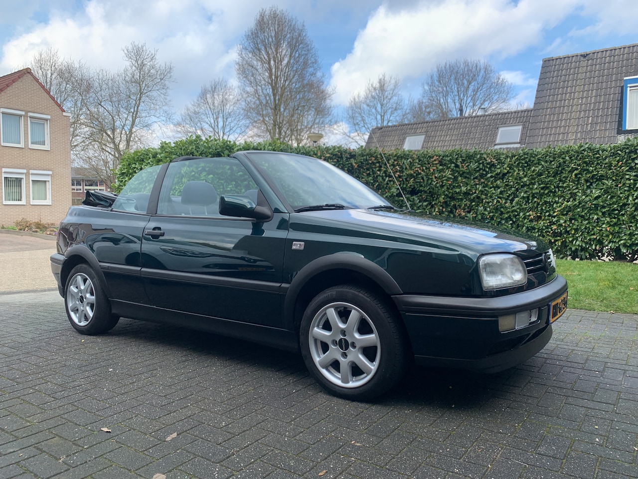Volkswagen Golf Cabriolet - 1.8 Avantgarde - AutoWereld.nl