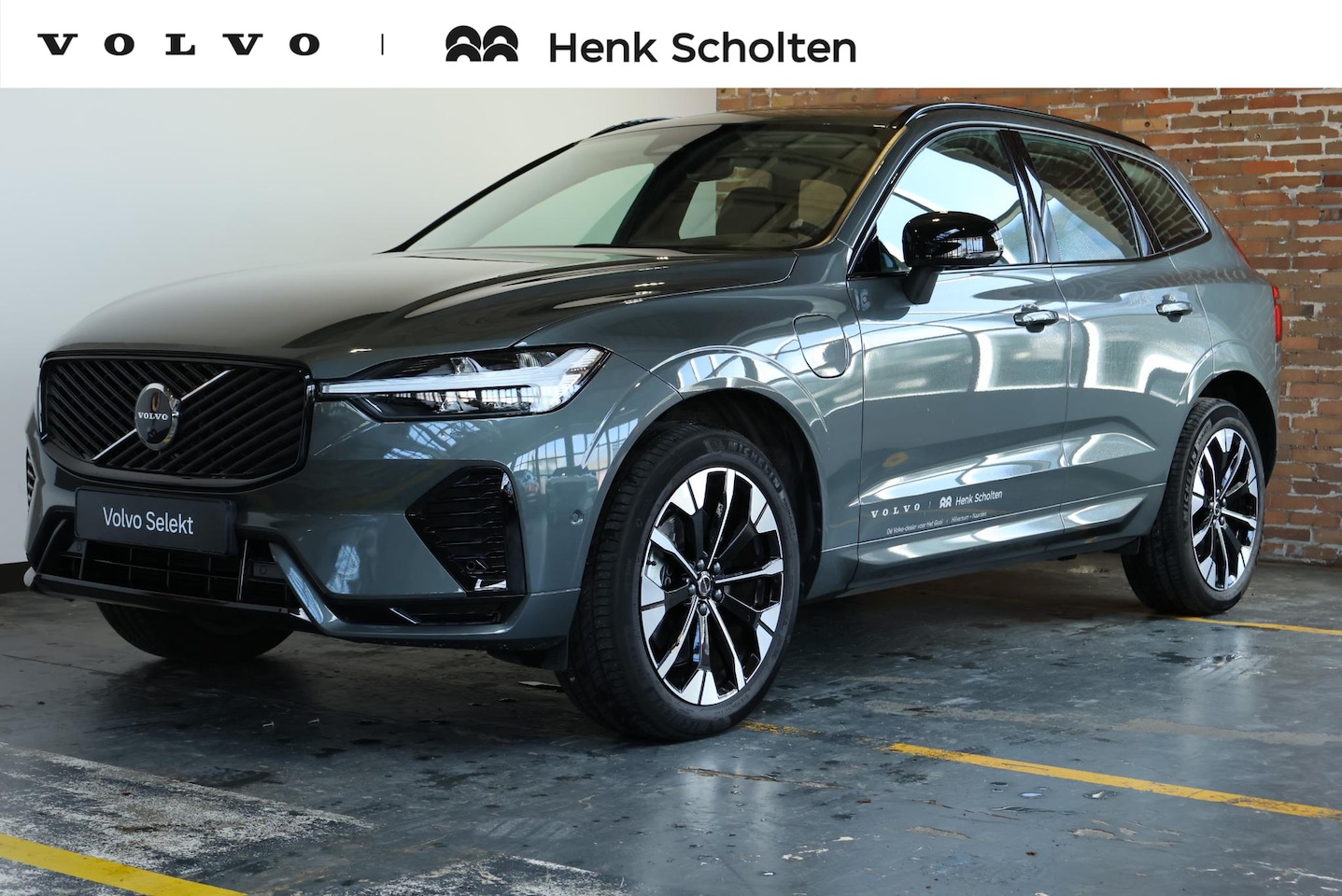 Volvo XC60 - T6 Plug-in hybrid AWD Plus | Verwarmbare voorstoelen | Verwarmbaar stuurwiel | Verwarmbare - AutoWereld.nl