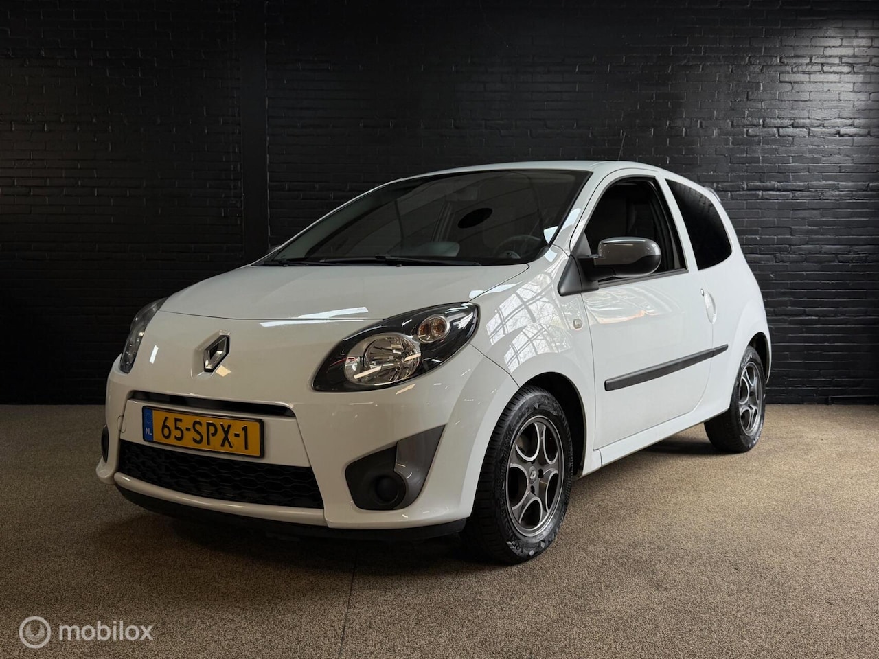 Renault Twingo - 1.2-16V Collection NAP NWE APK LM VELGEN - AutoWereld.nl