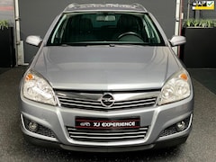 Opel Astra Wagon - 1.6 Temptation AIRCO NAVI CRUISECTRL