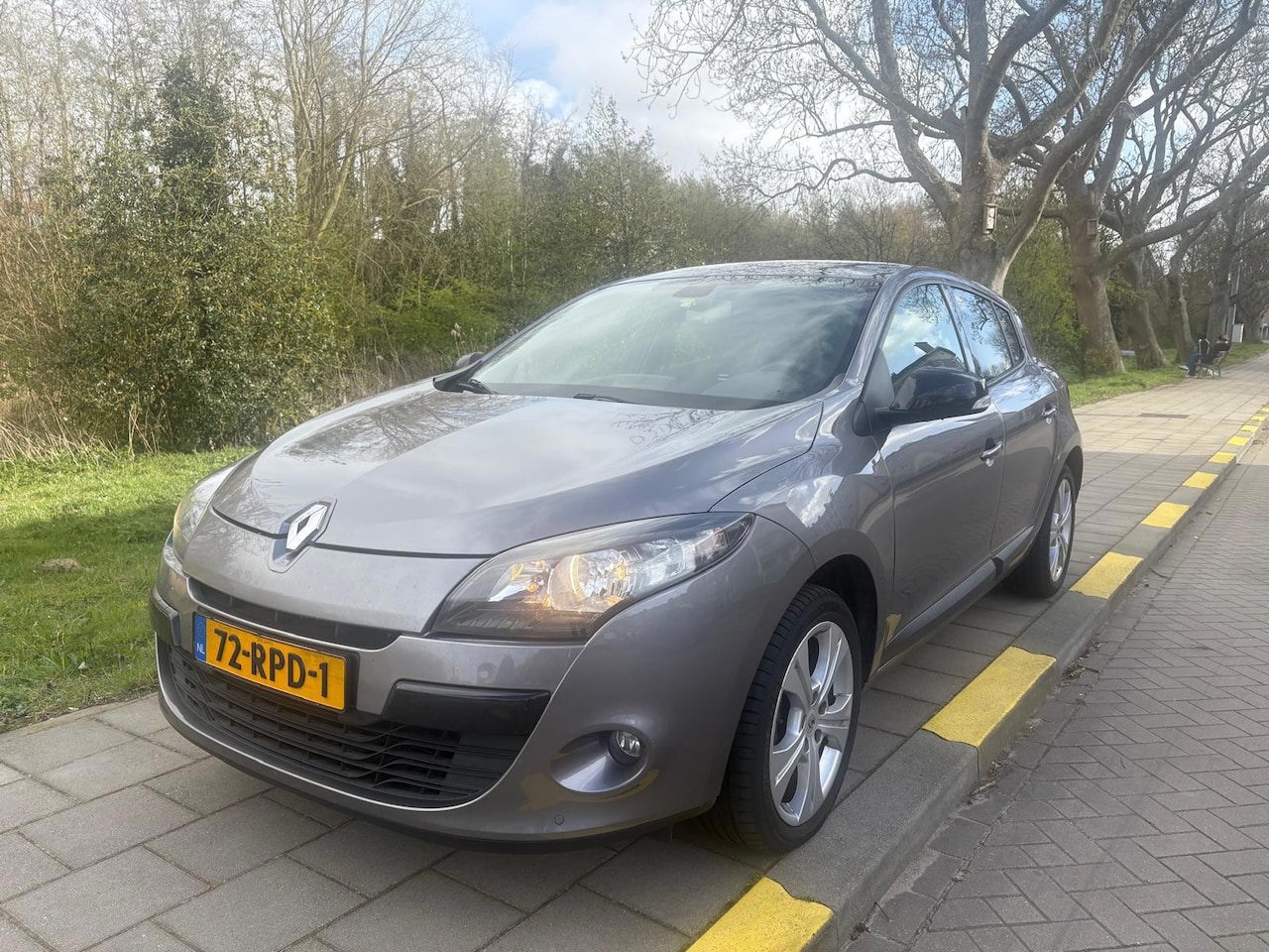 Renault Mégane - 1.6 Parisienne-Nette Auto-goed onderhouden - AutoWereld.nl