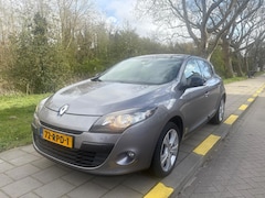 Renault Mégane - 1.6 Parisienne-Nette Auto-goed onderhouden