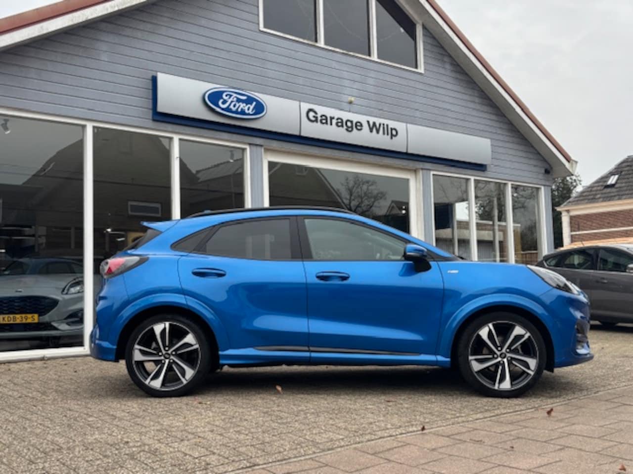 Ford Puma - 1.0i Ecoboost Hybrid 125pk ST-Line - AutoWereld.nl