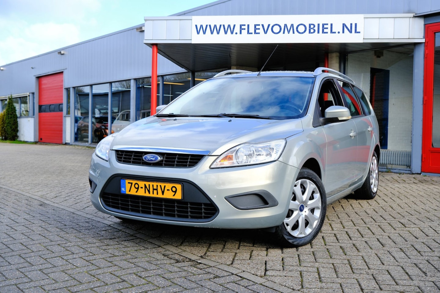 Ford Focus Wagon - 1.6 Comfort AIrco|Cruise|Navi via Android - AutoWereld.nl