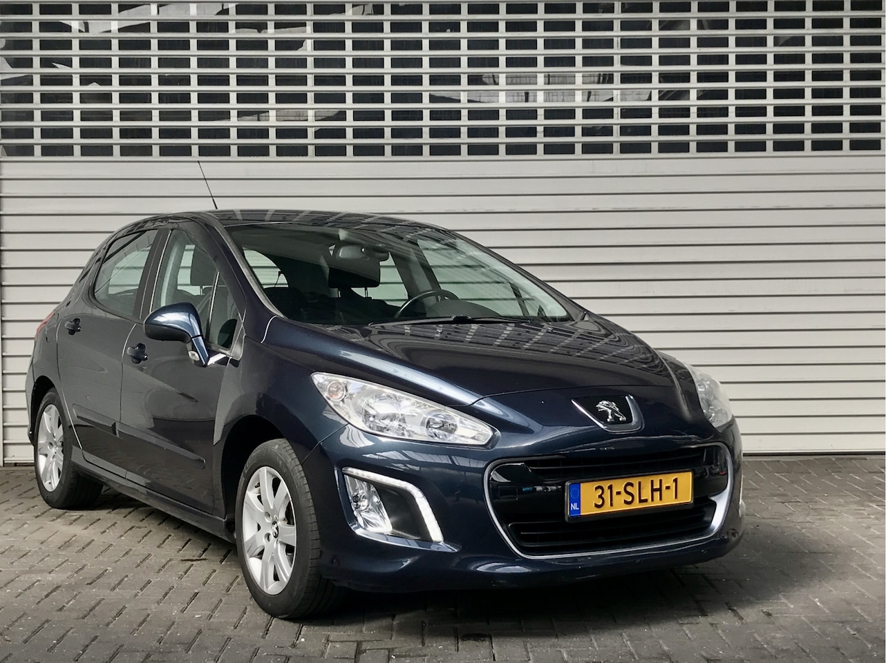 Peugeot 308 - 1.6 VTi Active Automaat Rijklaarprijs! - AutoWereld.nl