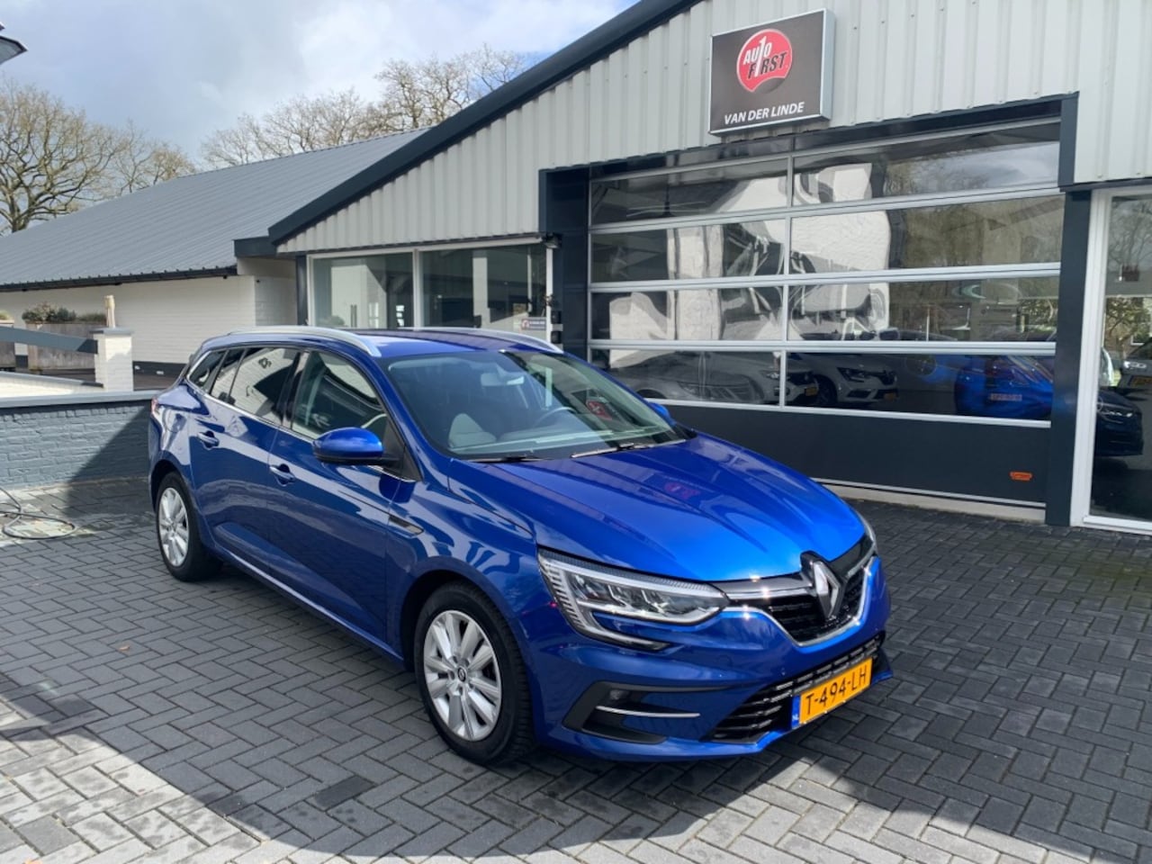 Renault Mégane Estate - 1.3 TCe 140 Equilibre Estate 1.3 TCe 140 Equilibre, Lane assist, Airco, Parkeerhulp, All-in prijs inclusief apk - AutoWereld.nl