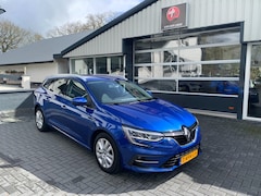 Renault Mégane Estate - Megane 1.3 TCe 140 Equilibre, Lane assist, Airco, Parkeerhulp, All-in prijs inclusief apk