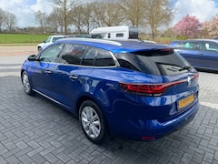 Renault Mégane Estate - Megane 1.3 TCe 140 Equilibre, Lane assist, Airco, Parkeerhulp, All-in prijs inclusief apk
