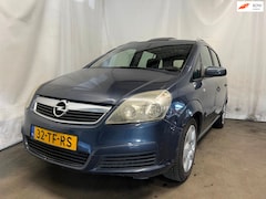 Opel Zafira - 1.8 Executive SCHADEAUTO