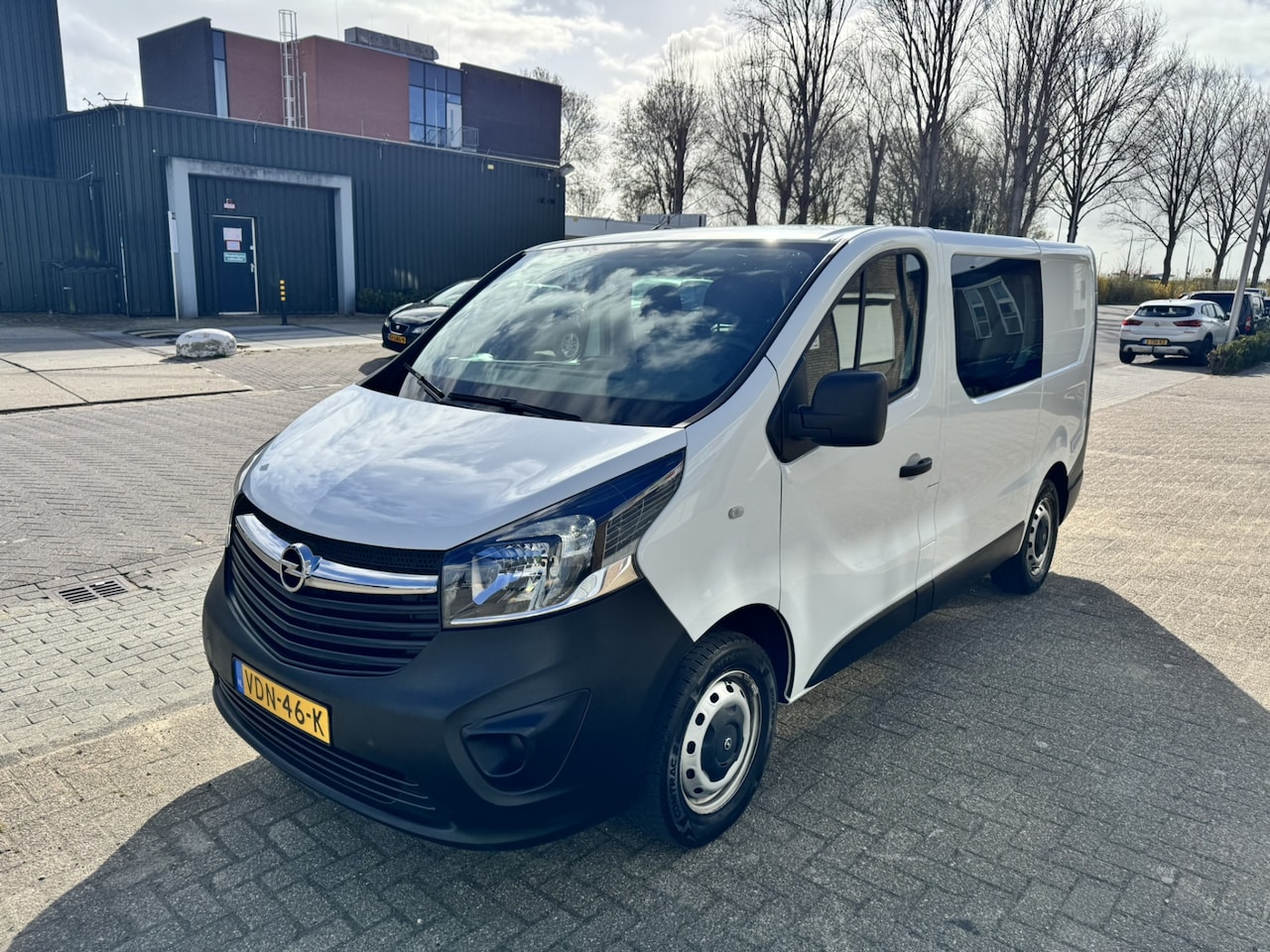 Opel Vivaro - 1.6 CDTI L1H1 DC Edition EcoFlex 1.6 CDTI L1H1 DC Edition EcoFlex - AutoWereld.nl