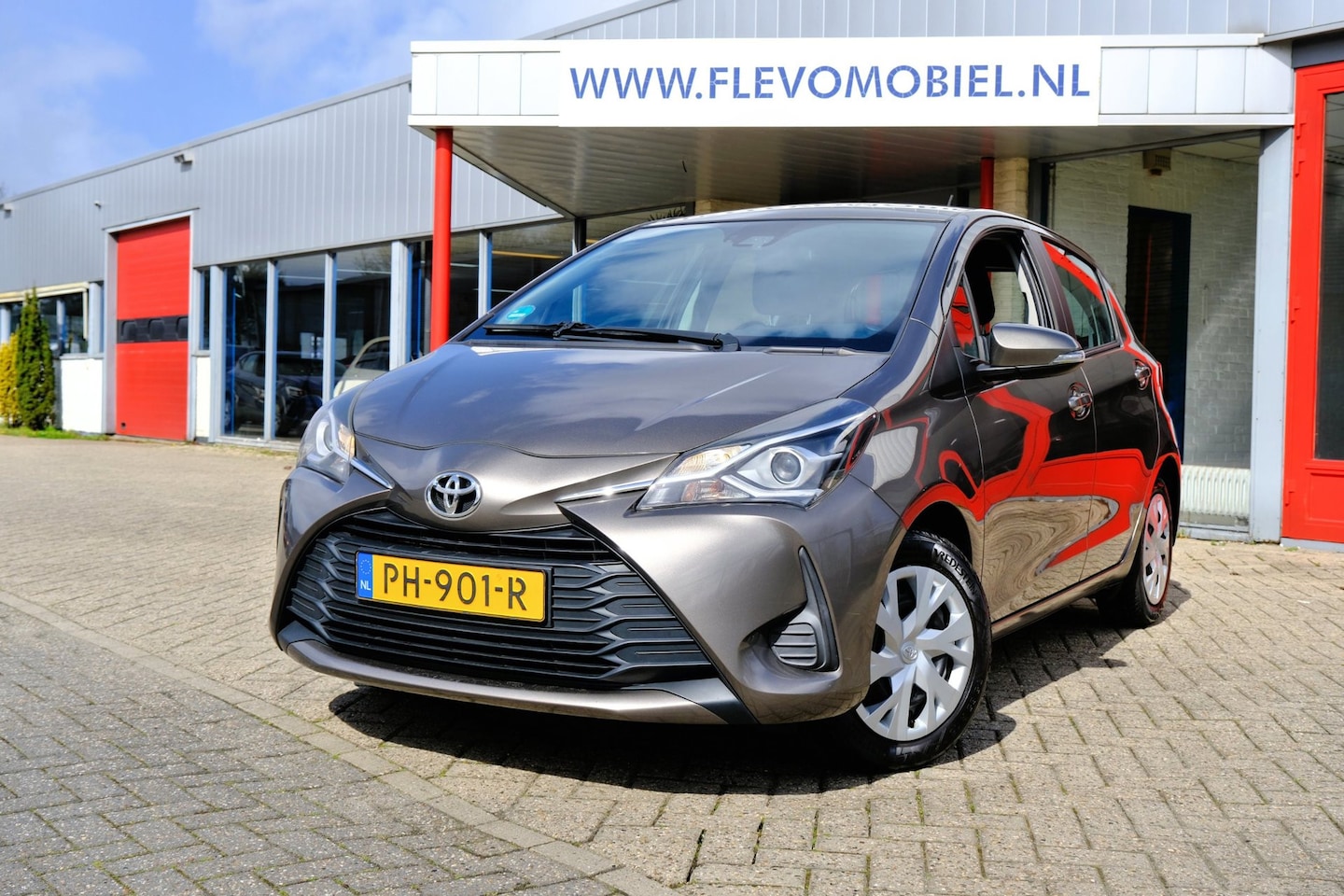 Toyota Yaris - 1.5 VVT-i Aspiration 5-drs Clima|Cam|1e Eigenaar! - AutoWereld.nl