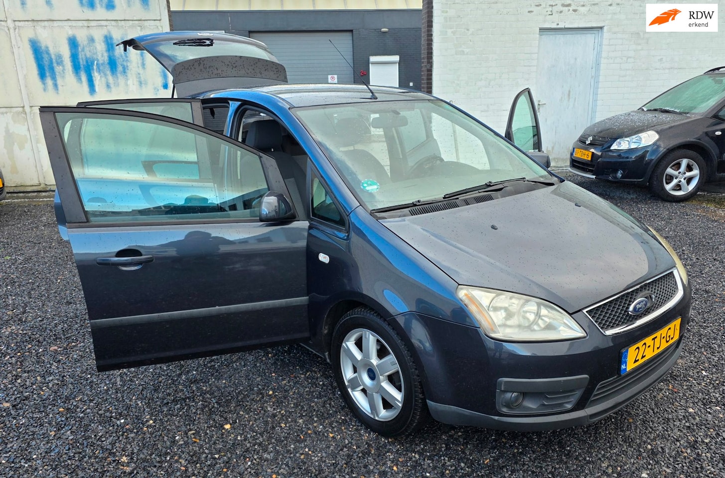 Ford Focus C-Max - 1.8-16V Futura HOGE INSTAP NETTE AUTO - AutoWereld.nl