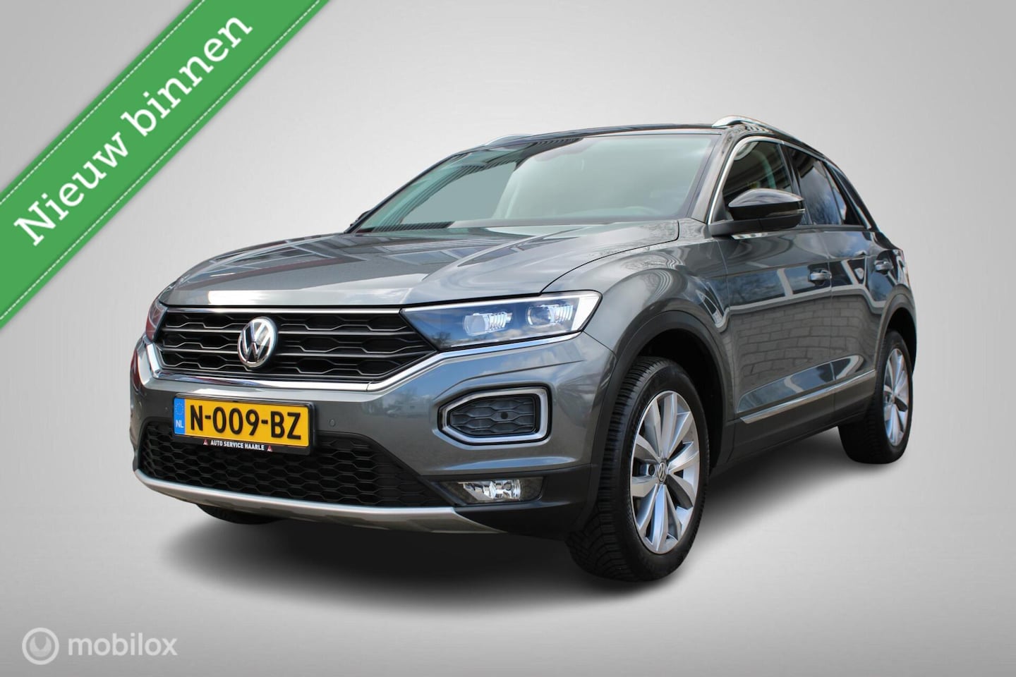 Volkswagen T-Roc - 1.0 TSI Style Business 1.0 TSI Style Business, Trekhaak, Full Led, Achteruitrij camera, Android auto/Apple carpla - AutoWereld.nl