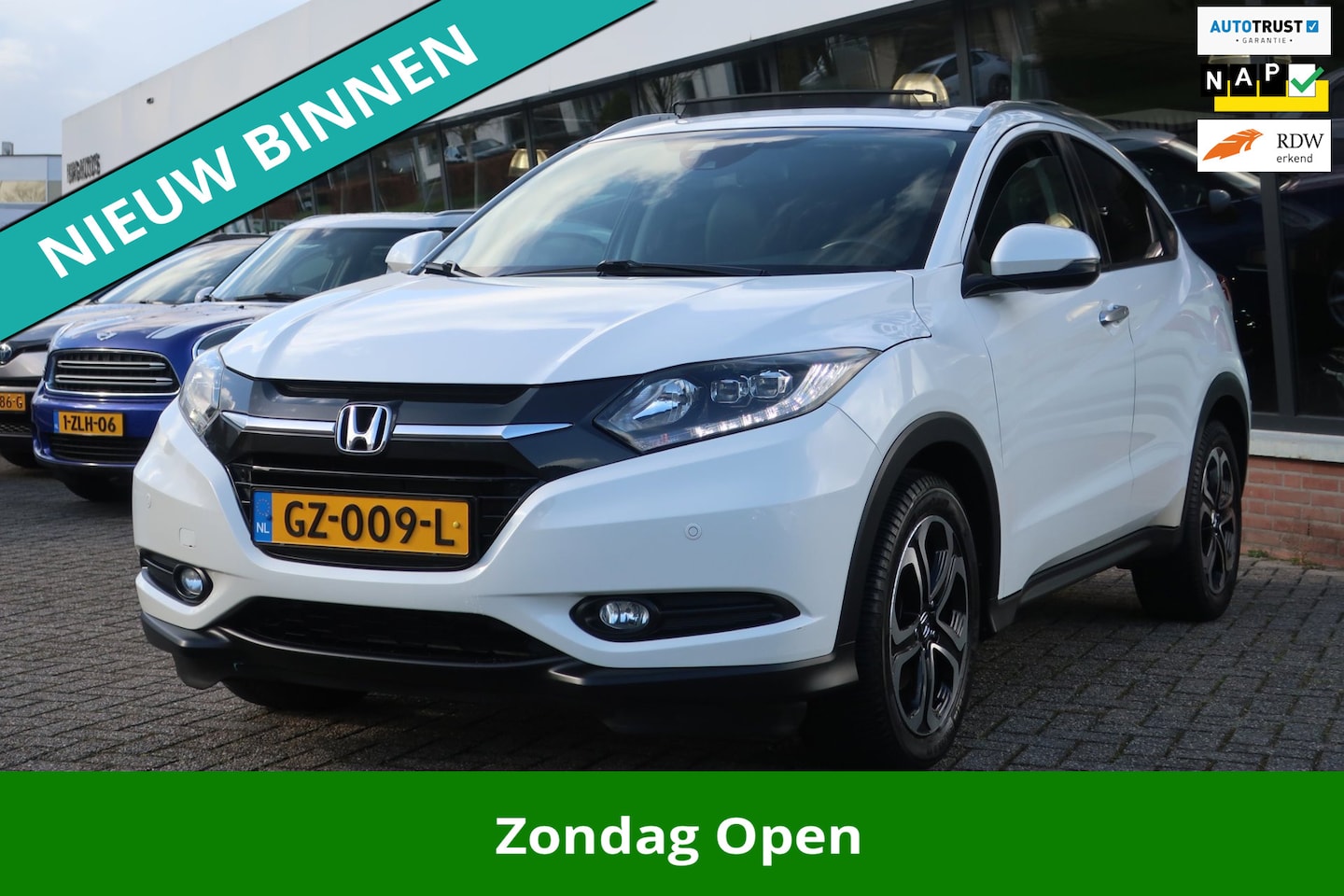 Honda HR-V - 1.5 i-VTEC Executive 2e EIG_LED_PANO_KEYLESS_CAM_LMV. - AutoWereld.nl
