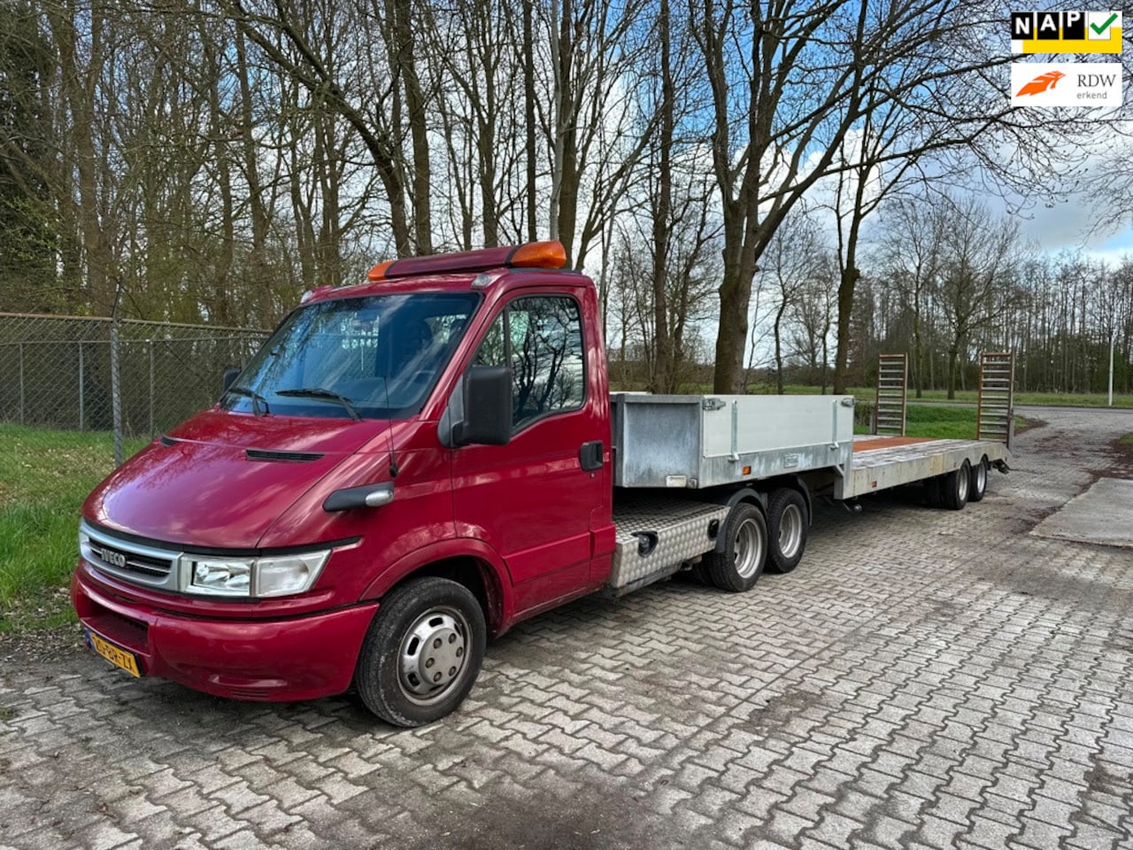 Iveco Daily - Be combinatie oplegger semi dieplader clixtar jeepas - AutoWereld.nl