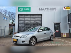 Hyundai i30 - 1.4i Active Cool -Cruise 72.000 km 1e eigenaar