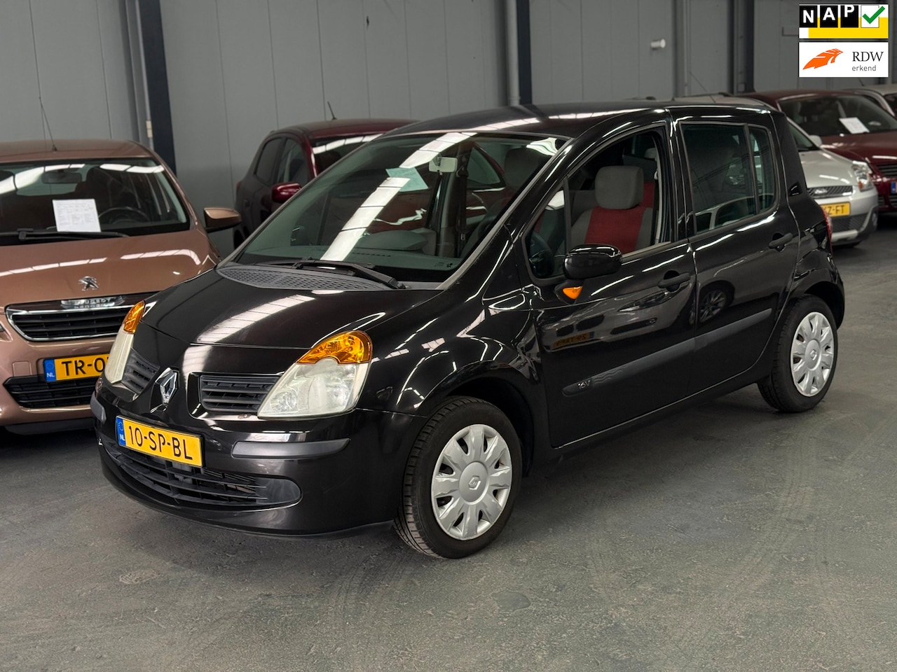 Renault Modus - 1.2-16V Air APK NAP - AutoWereld.nl