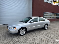 Volvo S60 - 2.0T Edition Chrono Automaat Nette auto Nap