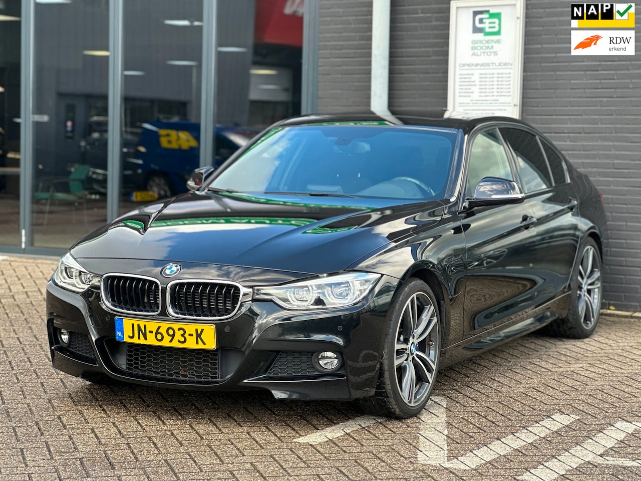 BMW 3-serie - 330e/M-PAKKET/PANO-DAK/XENON/DERLONDERHOUDEN/NL-AUTO NAP!! - AutoWereld.nl