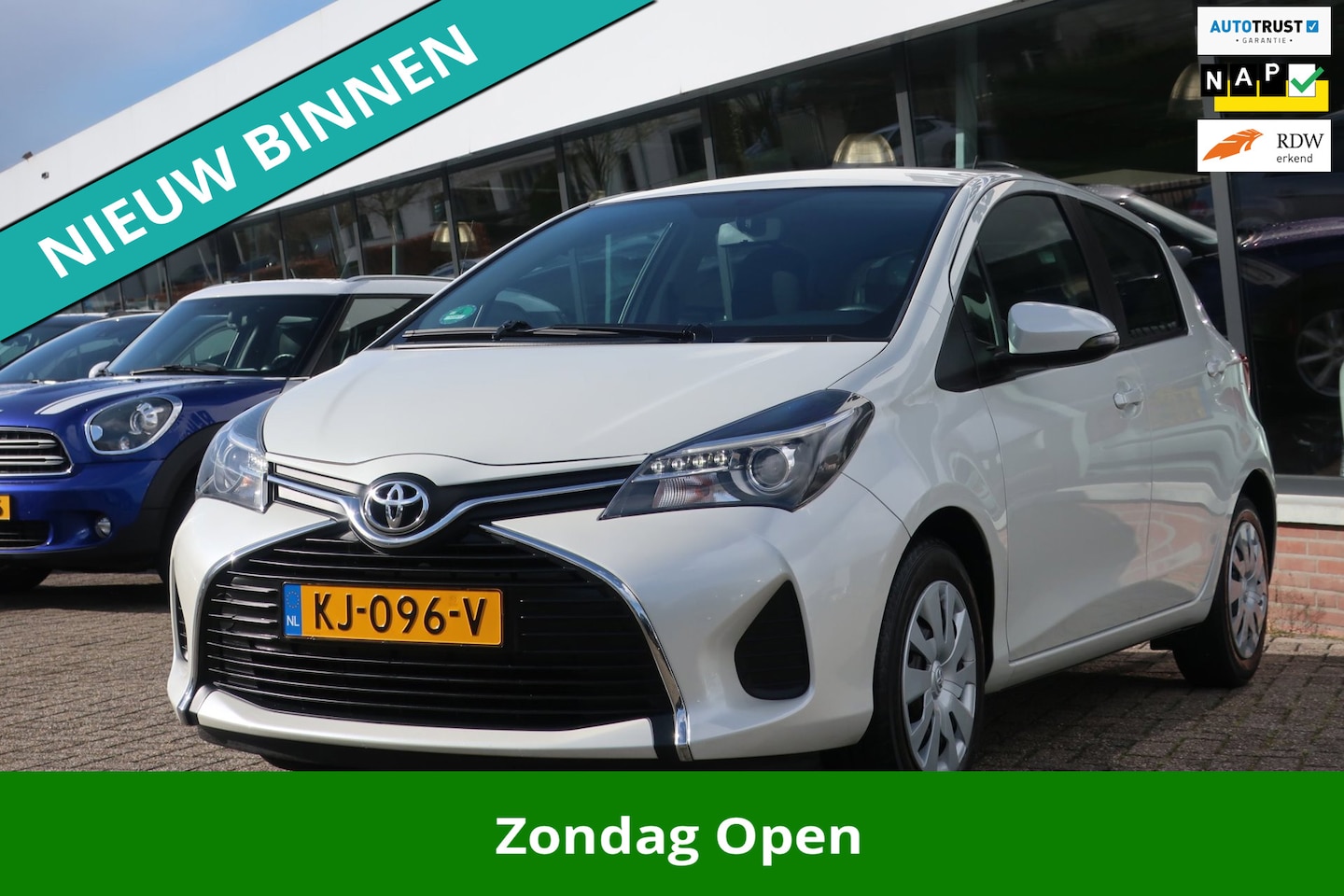 Toyota Yaris - 1.3 VVT-i Aspiration 1e EIG_AIRCO_CRUIS_6-BAK_CAM_NAP. - AutoWereld.nl