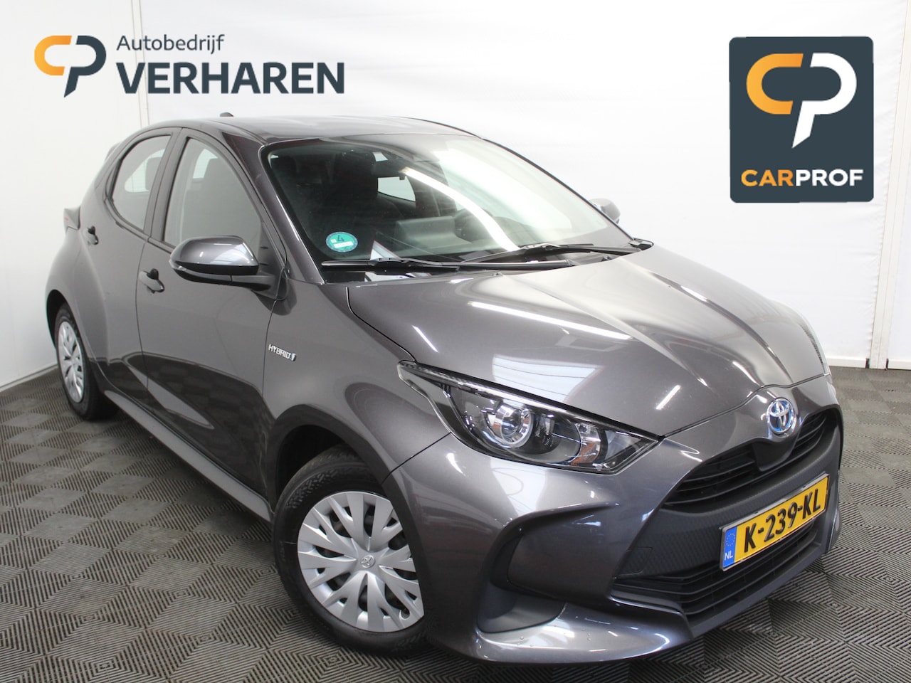 Toyota Yaris - 1.5 Hybrid Active CAMERA | CARPLAY | CLIMATE | LED | NAVI | ADAPCRUISE | ELRM/SP - AutoWereld.nl