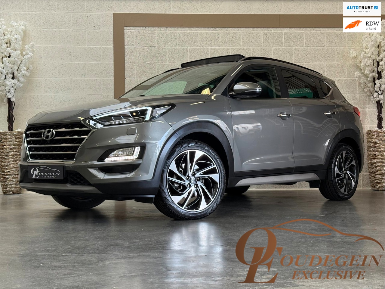 Hyundai Tucson - 1.6 T-GDI Premium Plus / TREKHAAK / CARPLAY / PANO / 360 CAMERA / DODEHOEK / STOELVERKOELI - AutoWereld.nl