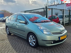 Toyota Prius - 1.5 VVT-i 2e eigenaar volledig dealer onderhouden achteruit camera stoelverwarming cruis c