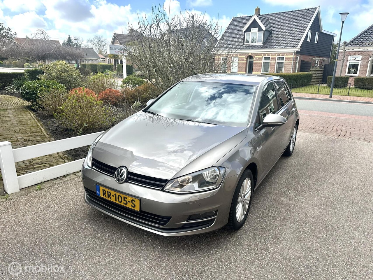 Volkswagen Golf - 1.2 TSI 110PK DSG AUTOMAAT CUP EDITIE CLIMATE CONTROLE STOELVERWARMING PARKEERSENSOREN!! - AutoWereld.nl