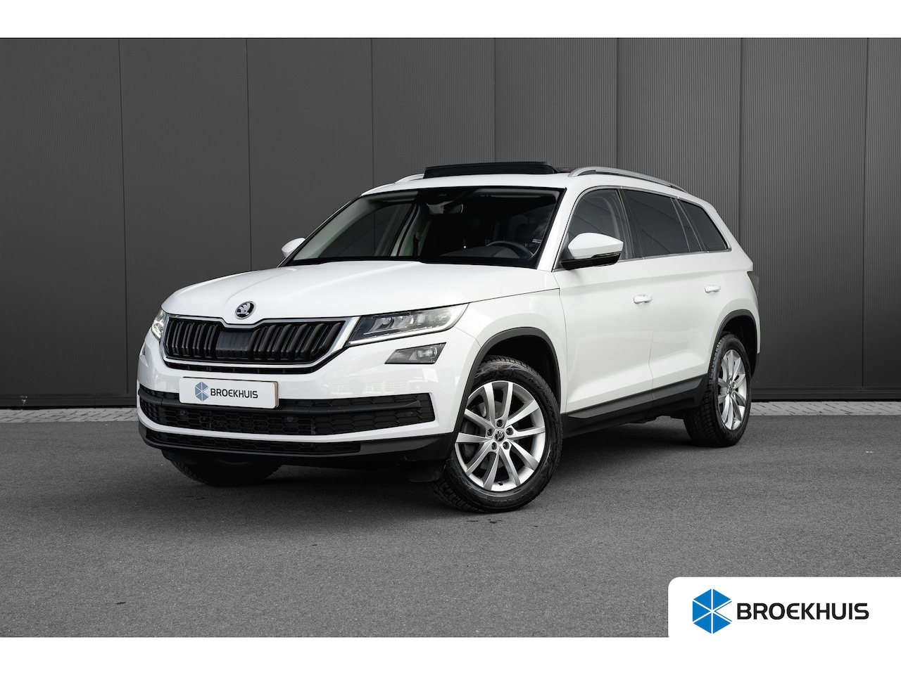 Skoda Kodiaq - 1.5 TSI 150 PK Limited Business Edition 7p. Panoramadak | Trekhaak | Achteruitrijcamera | - AutoWereld.nl