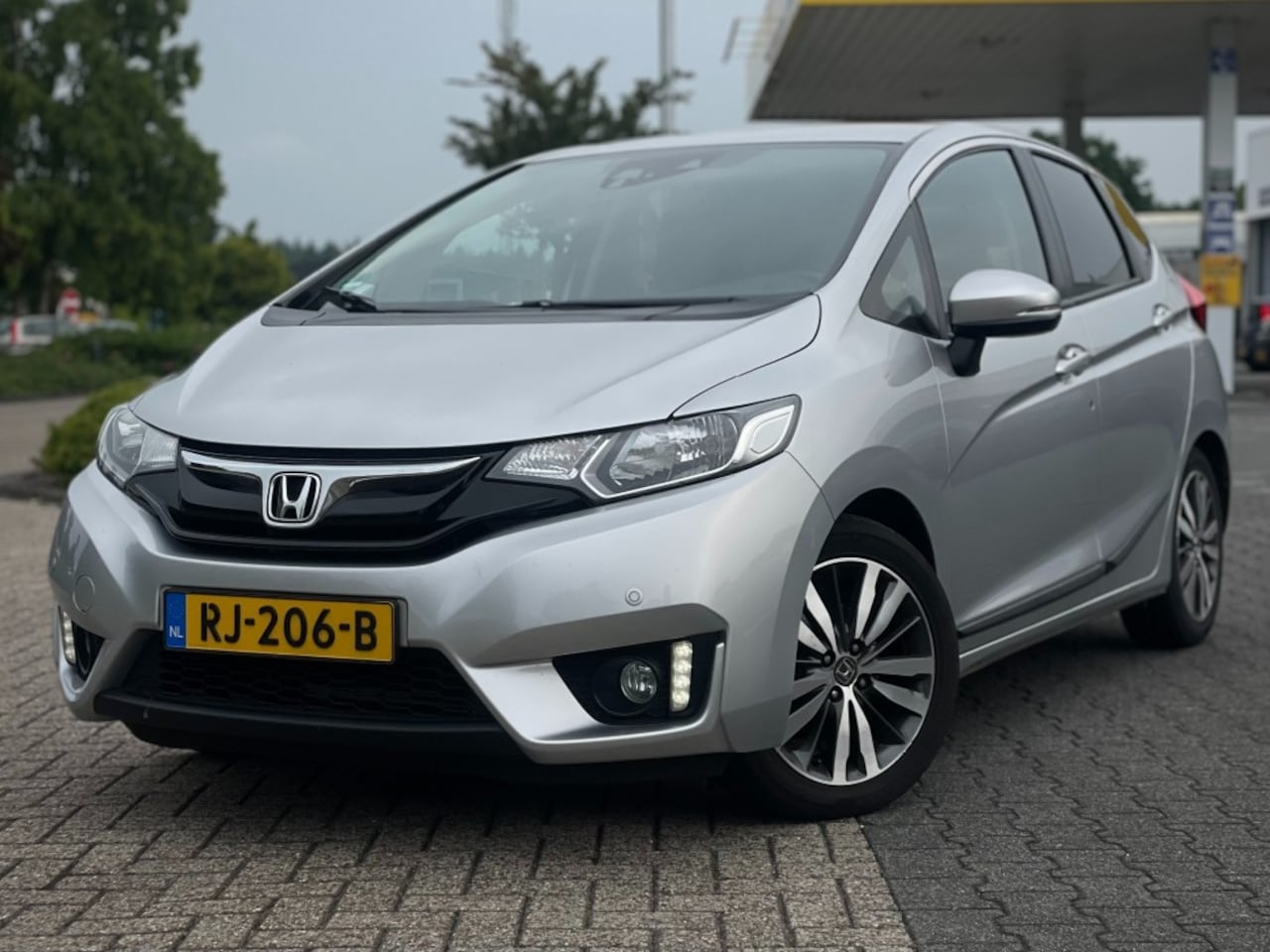 Honda Jazz - 1.3 I-VTEC ELEGANCE TREKHAAK CAMERA NAVI - AutoWereld.nl