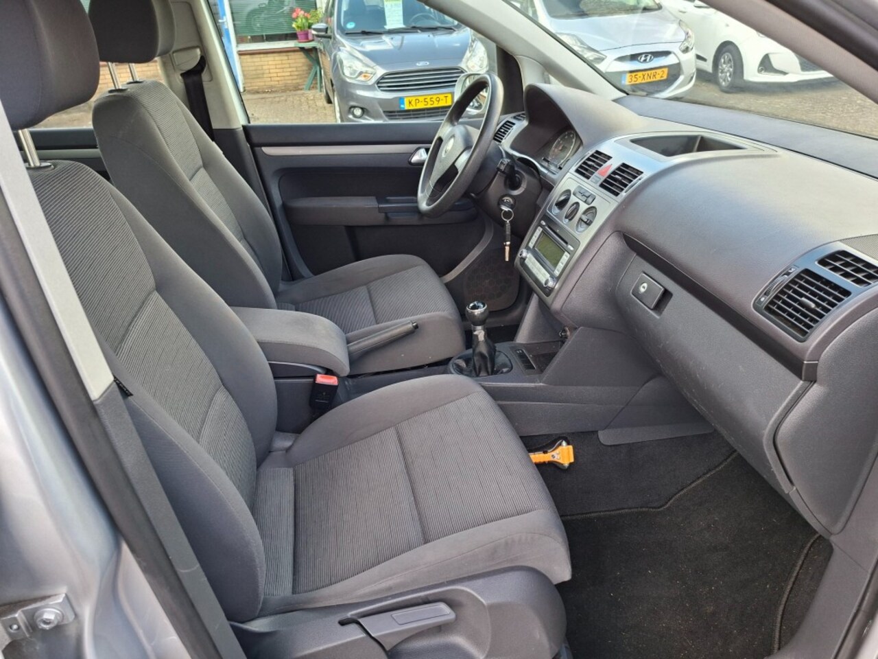 Volkswagen Touran - 1.6 Optive RADIO-CD/AIRCO/CRUISE/ELEC.RAMEN VOOR/CV/TREKHAAK