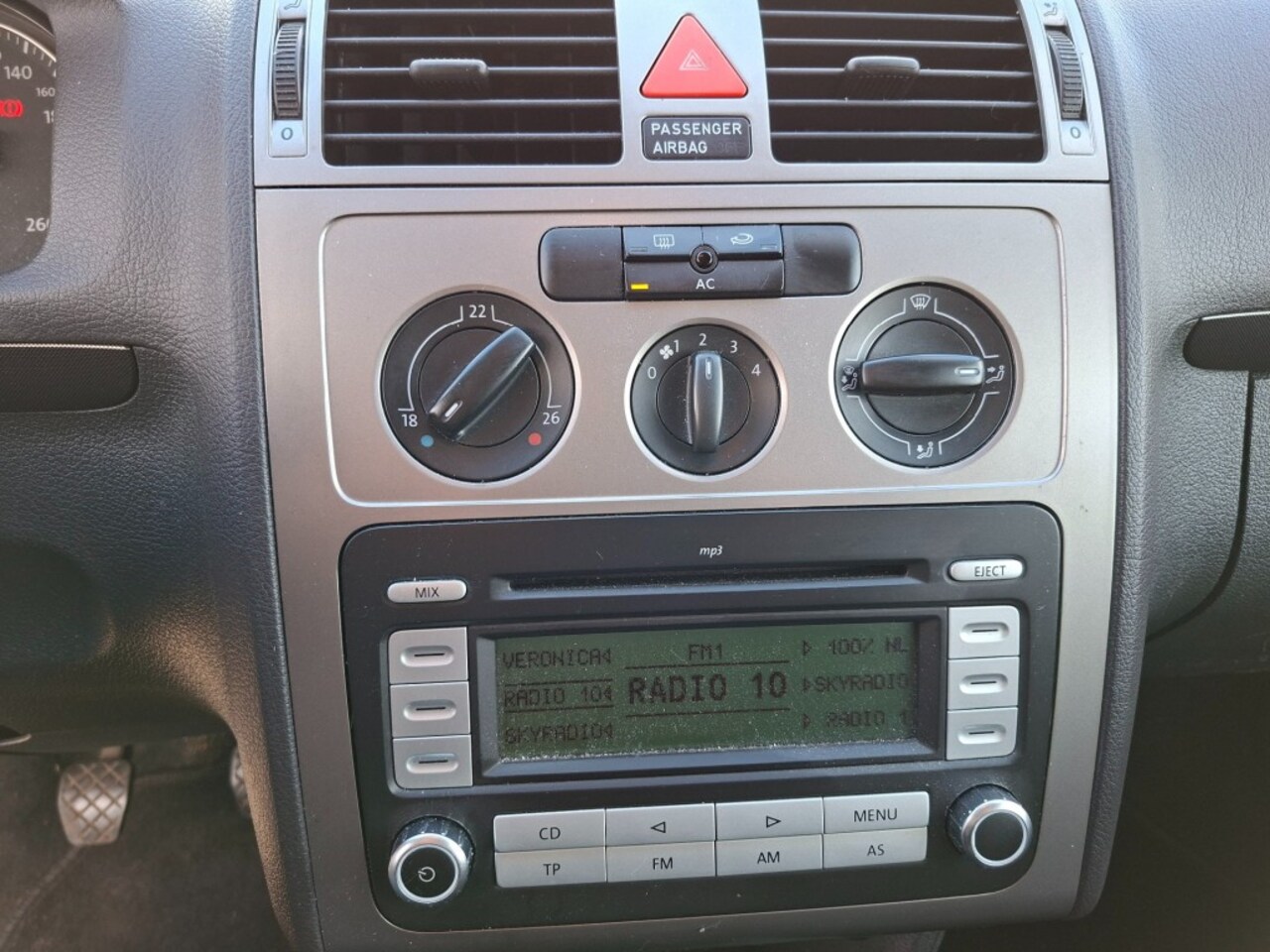 Volkswagen Touran - 1.6 Optive RADIO-CD/AIRCO/CRUISE/ELEC.RAMEN VOOR/CV/TREKHAAK