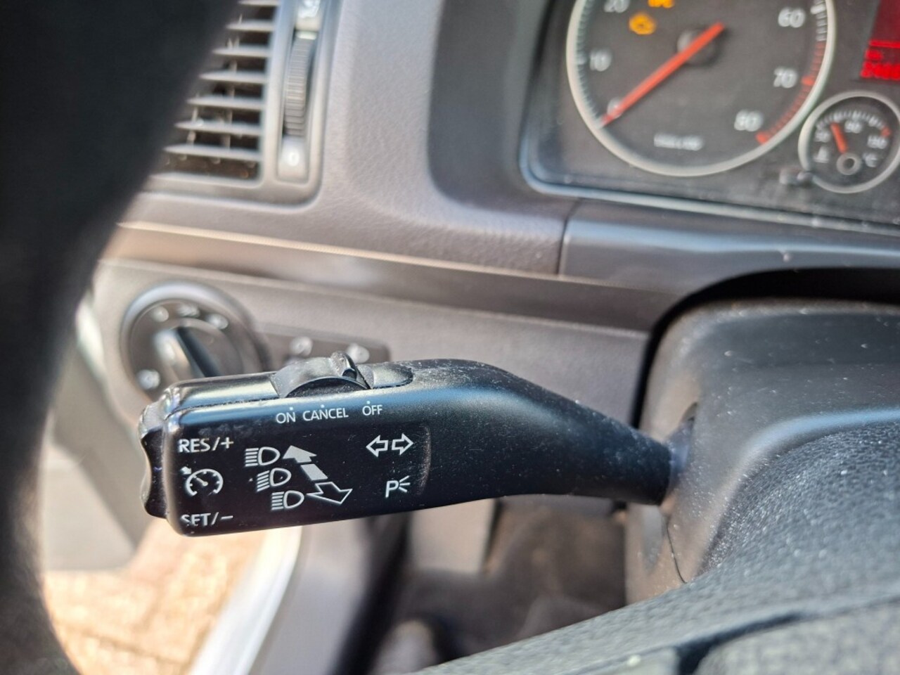 Volkswagen Touran - 1.6 Optive RADIO-CD/AIRCO/CRUISE/ELEC.RAMEN VOOR/CV/TREKHAAK