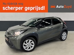 Toyota Aygo X - 1.0 VVT-i MT Play / Camera / Carplay / Stoelverwarming