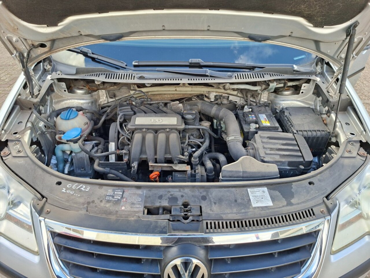 Volkswagen Touran - 1.6 Optive RADIO-CD/AIRCO/CRUISE/ELEC.RAMEN VOOR/CV/TREKHAAK