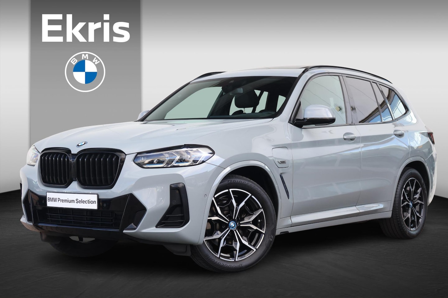 BMW X3 - xDrive30e / M-Sport Pakket / Pano Dak / Trekhaak / Head-Up / Comforttoegang / Laserlicht / - AutoWereld.nl