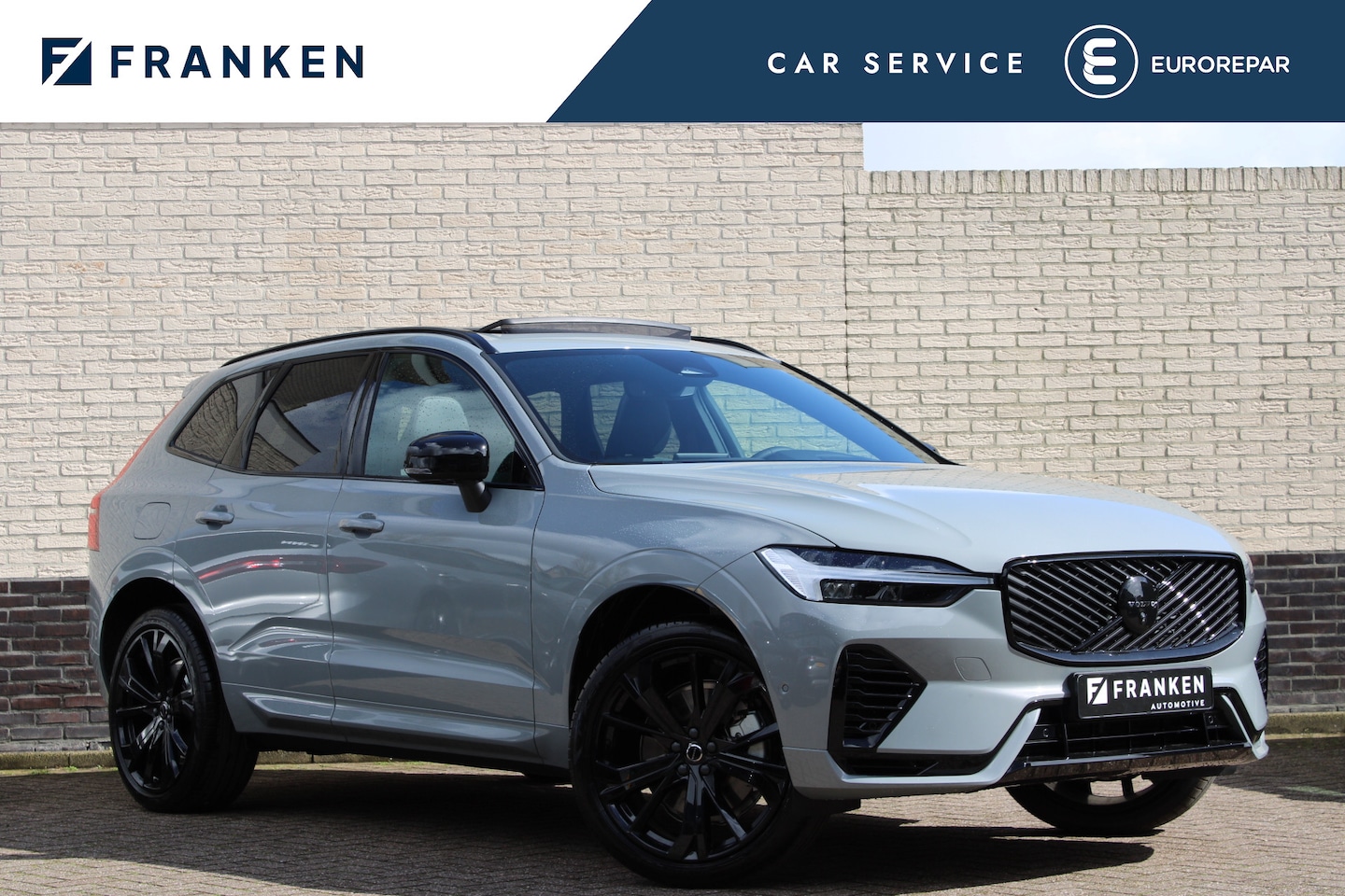 Volvo XC60 - 2.0 T8 Plug-in hybrid AWD Ultra Black Edition | Trekhaak | Panoramadak | Head-Up | 360 Cam - AutoWereld.nl