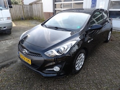 Hyundai i30 - 1.6 GDI i-Drive Cool airco navi geen riem maar ketting