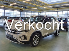 Volkswagen T-Roc - 1.5 TSI Style -150pk- Automaat | Navi | Camera | IQ LED | Digi Cockpit Pro | Rijklaarprijs