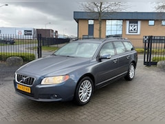 Volvo V70 - 2.4D Kinetic | Climate | Cruise | Trekhaak