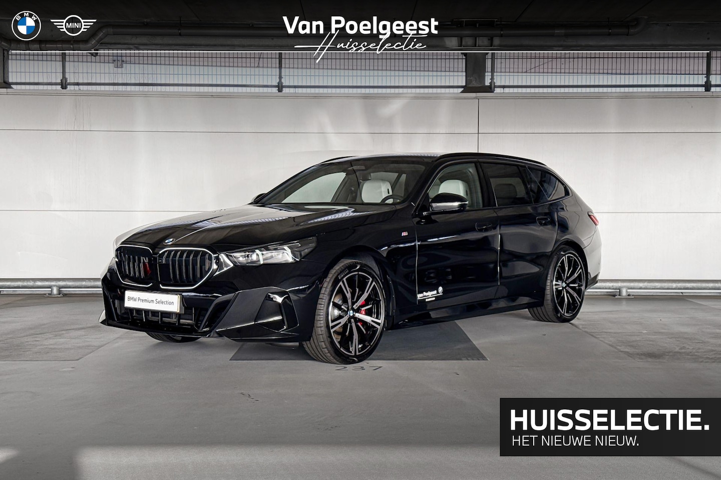 BMW 5-serie Touring - 520i | M Sportpakket Pro | Innovation Pack | Travel Pack | Comfort Pack | Trekhaak | Huiss - AutoWereld.nl