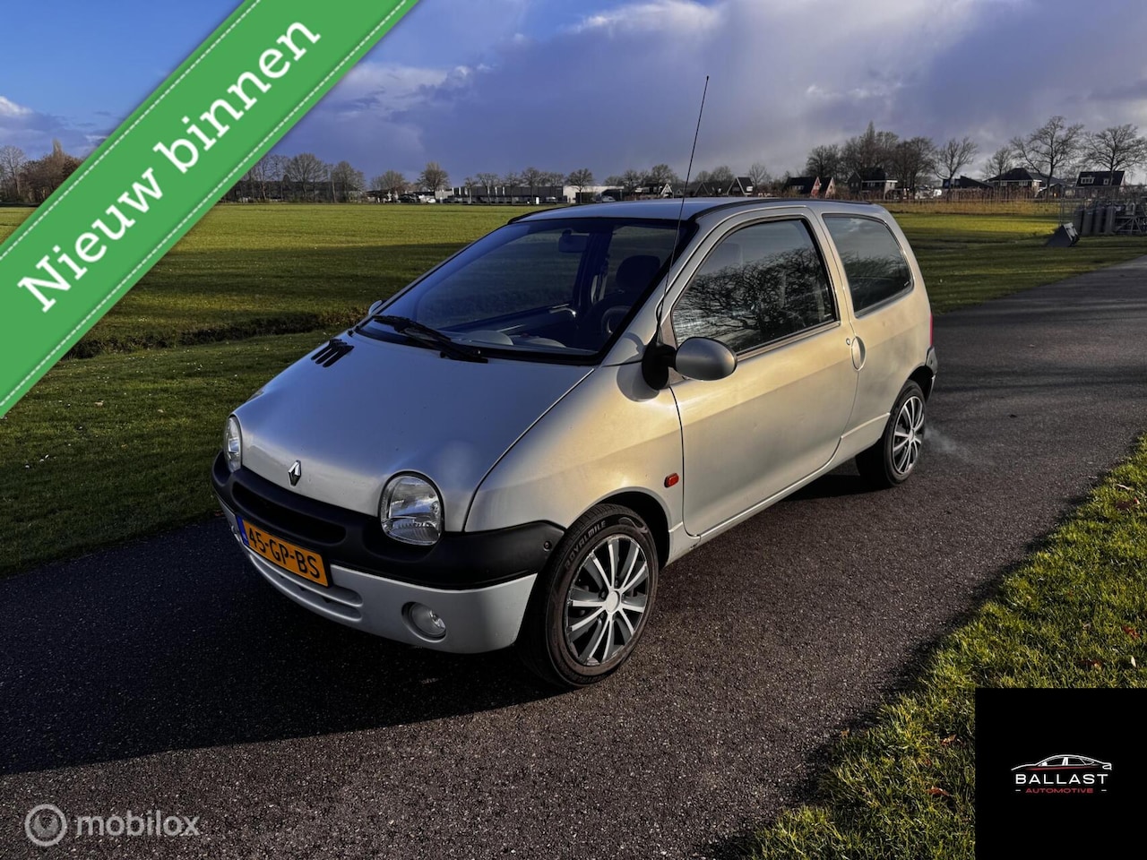 Renault Twingo - 1.2 Privilège 1.2 Privilège - AutoWereld.nl