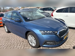 Skoda Octavia Combi - 1.0 TSI Business Edition | Airco | Navigatie | Elek. Pakket | Vol opties | CarPlay | Inrui