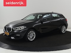 BMW 1-serie - 120i Business Edition Plus | Leder | Sportstoelen | Carplay | Stoelverwarming | Live Cockp