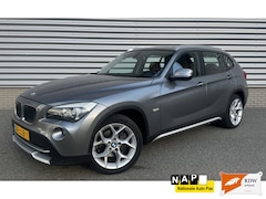 BMW X1 - sDrive18i Camera Navi Leder
